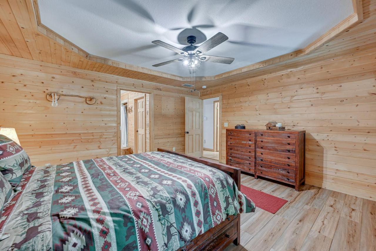 Smoky Mountain Cabin With Camping Area And Fire Pit! Whittier Exterior photo