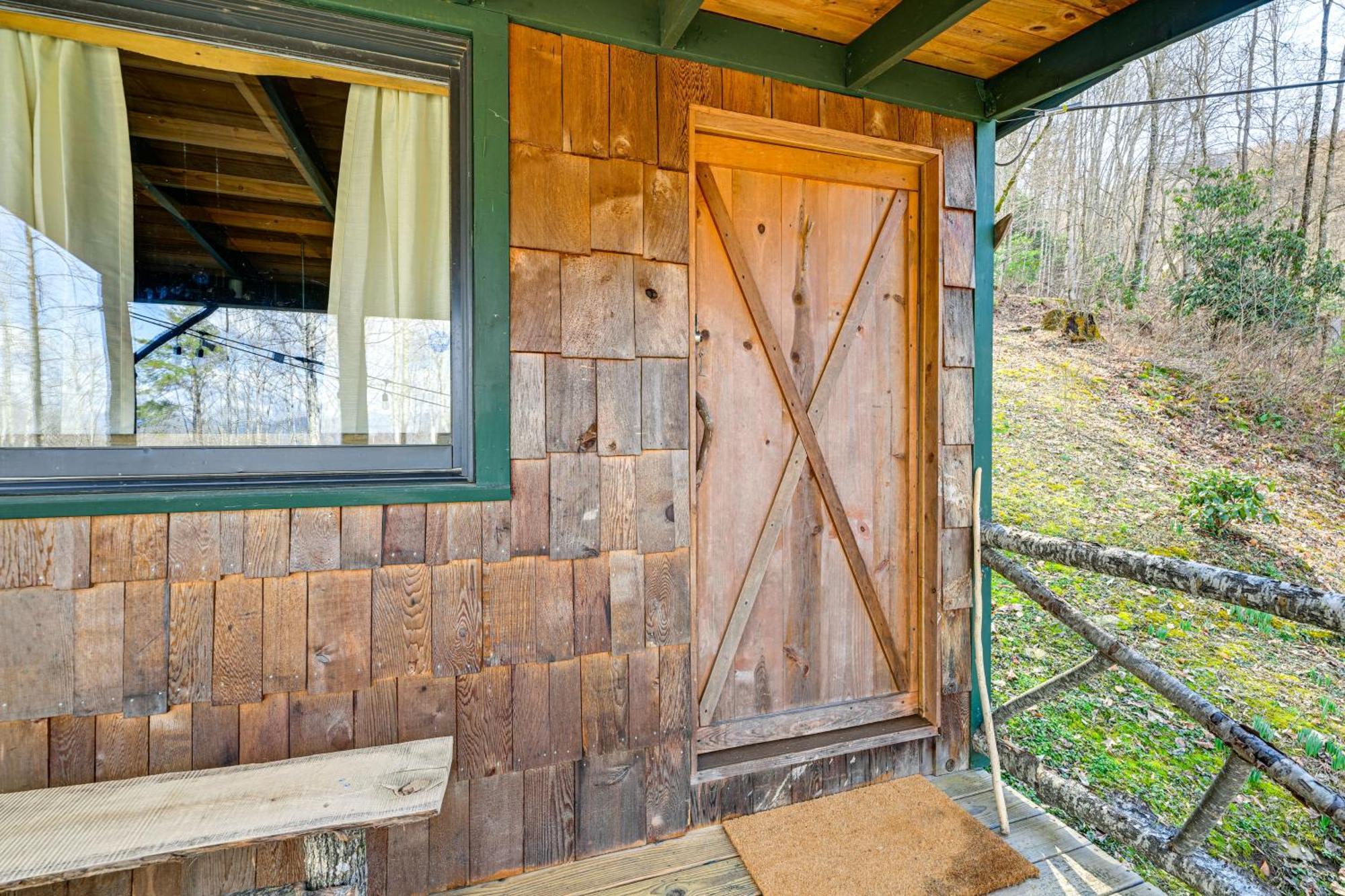 Smoky Mountain Cabin With Camping Area And Fire Pit! Whittier Exterior photo